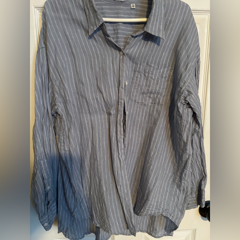 Aritzia Wilfred Boyfriend Linen Button down